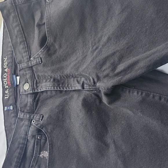 U.S. Polo Assn. Men's Black Jeans - Picture 2 of 8